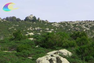 Masso alla Guata (Quata) visto dalle Macinelle