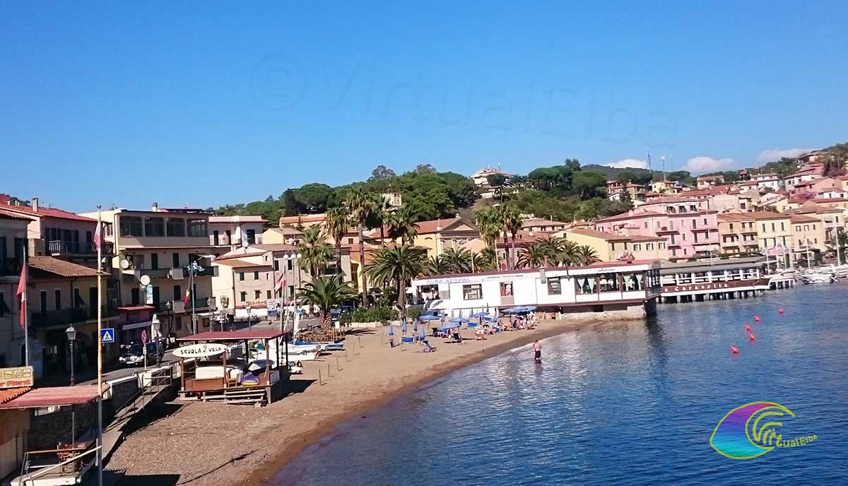 Spiaggia di Porto Azzurro la Rossa
