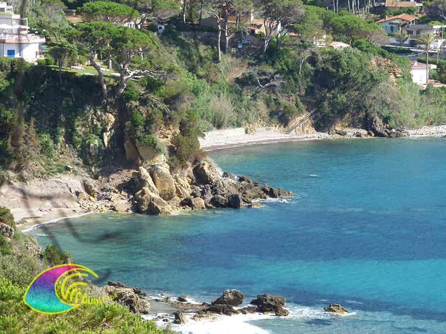 La Spiaggia del Viticcio Enfola