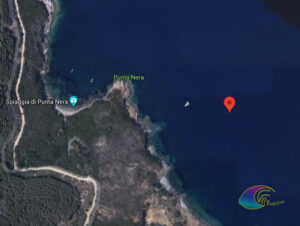 Emplacement actuel de l'épave de l'avion Islander abandonnée en 1980